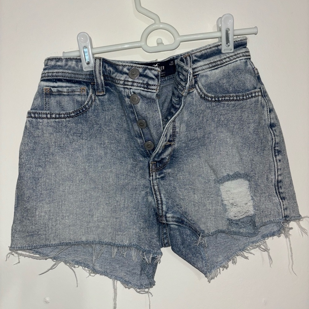 Hollister High Rise Mom Shorts